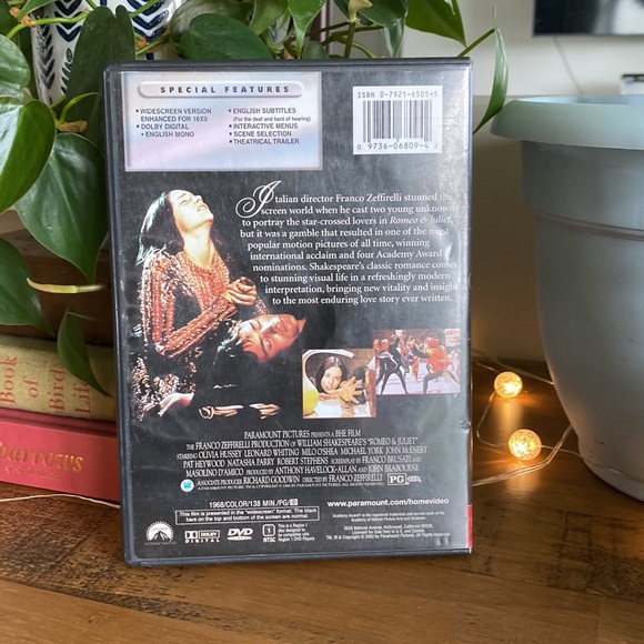 Romeo & Juliet Widescreen Collection (1968) - Picture 2 of 4